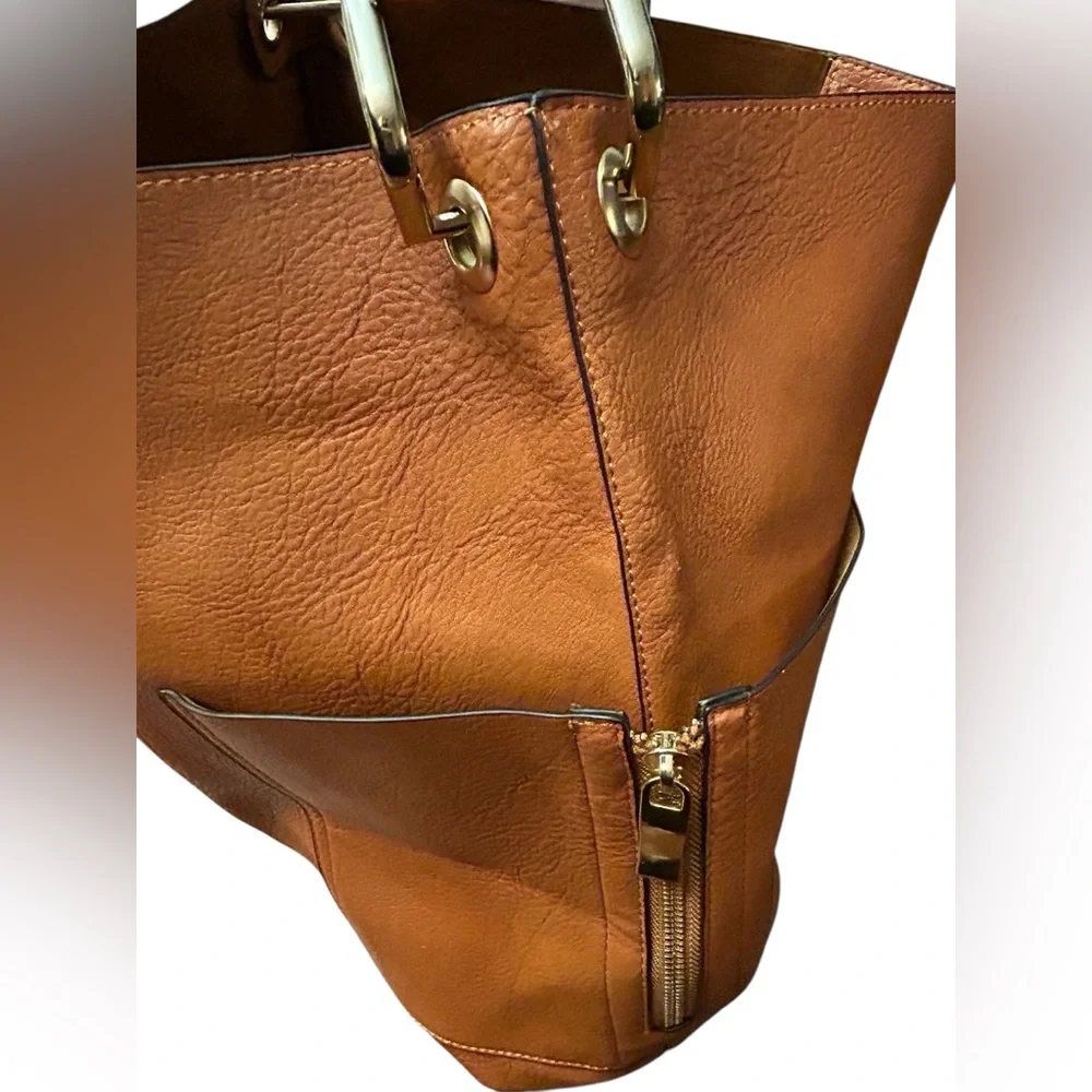 Sold Cognac Faux Leather Bucket Handbag w/ Gold Tone Hardware EUC - Picture 5 of 13